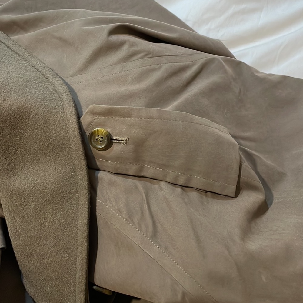 . Burberry Mens Trench coat size 44R AUTHENTIC - Picture 12 of 16